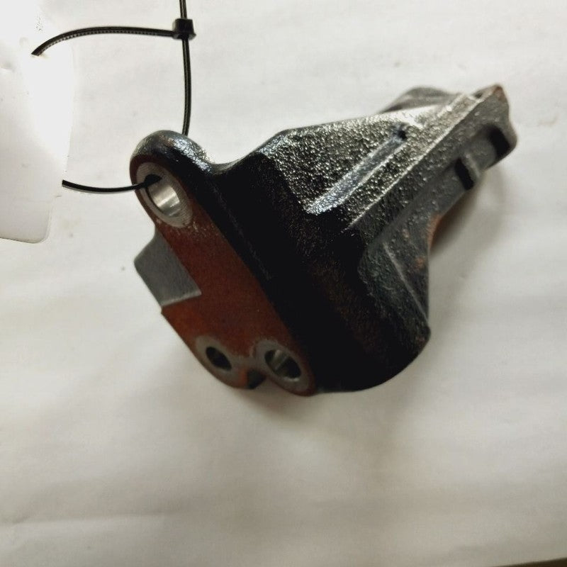Mazda 3 Passenger Right Engine Exhaust Manifold Mount Bracket  2023 20