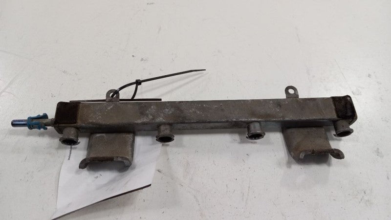 Mazda 6 Fuel Rail Injection Injector Mount Bar 2013 2012 2011 2010 200