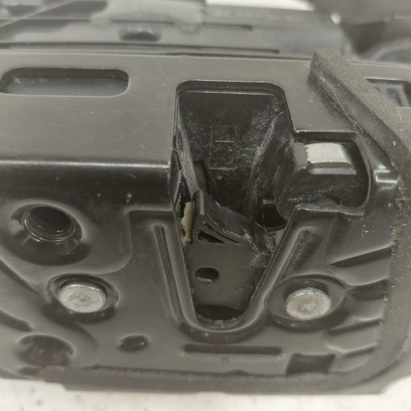 Volkswagen Golf Door Latch Lock Right Passenger Rear  2015 2016 2017