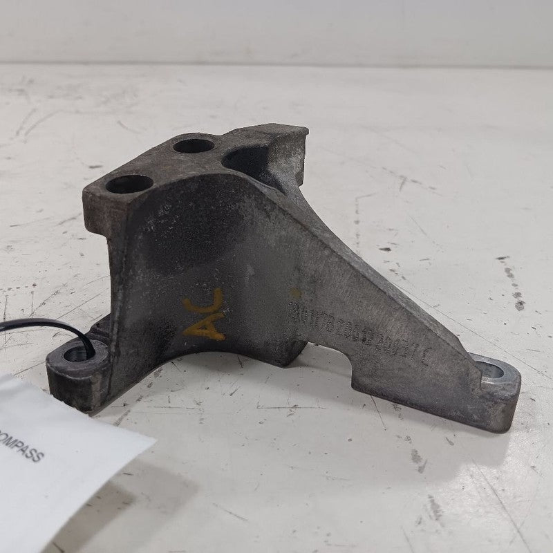 Jeep Compass 2.4 AC Compressor Mount 2021 2020 2019 2018 2017