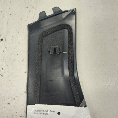 Honda HR-V Left Rear Door Trim Molding Pilar {727613W0A0} 2026 2025 20
