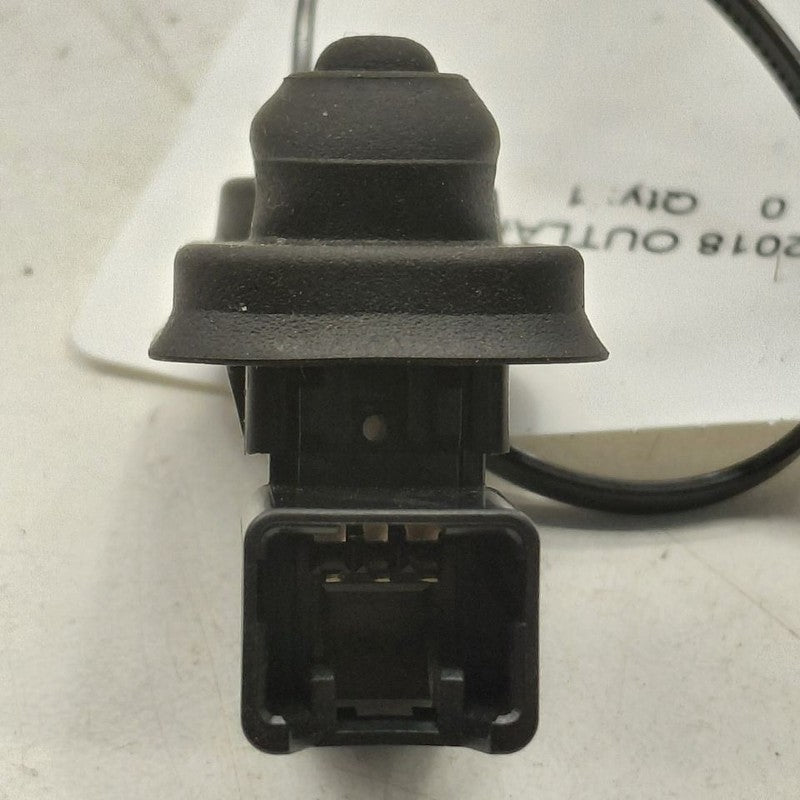 Mitsubishi Outlander   Door Ajar Switch Door Open Dome Light Switch  2