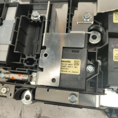 Honda Clarity Battery Relay Block {1E1005WJA011M1} 2018 2019 2020