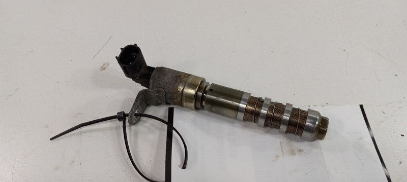 Cadillac XTS Variable Timing Gear Oil Control Valve Solenoid Cylinder 