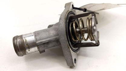 Chevy Malibu Thermostat Housing Mount Bracket 2014 2015 2016 2017 2018