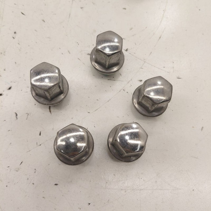 Chevy Trax Lug Nut Set  2025 2024