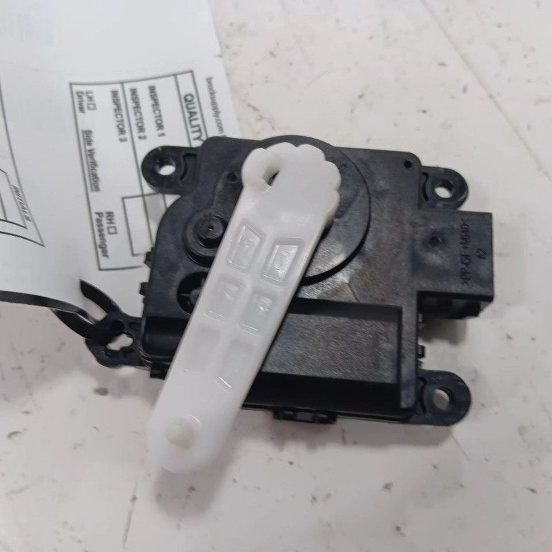 Chevy Malibu Flap Door Motor Heater AC Door Actuator  2019 2020 2021 2