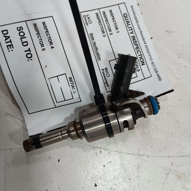 Fuel Injection Injector 2.0L Hatchback Fits 14-17 Hyundai Elantra OEM