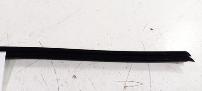 Kia Sorento Right Front Weather Strip Interior 2016 2017 2018 OEM