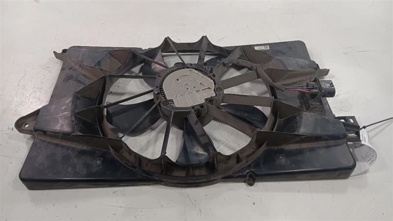 Radiator Fan Motor Cooling Fan Fits 15-17 200 OEM