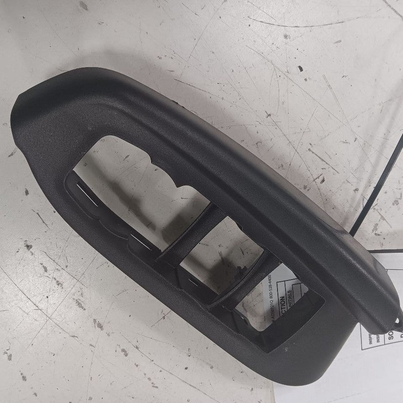 Chevy Trailblazer Window Switch Bezel Trim Left Front 2021 2022 2023 2