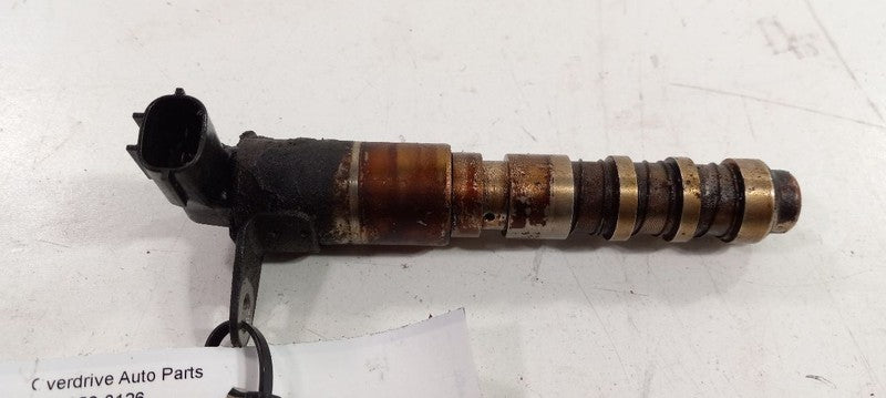 Cadillac SRX Variable Timing Gear Oil Control Valve Solenoid Cylinder 