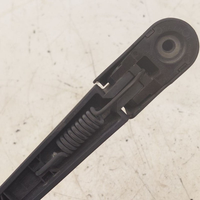 Mitsubishi Outlander   Wiper Arm Rear  2018 2017 2016