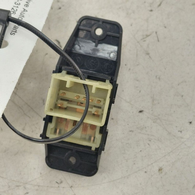 Hyundai Kona Power Window Switch Right Passenger Rear  2021 2020 2019