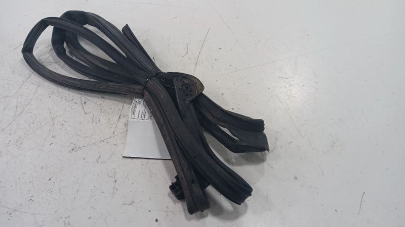 Subaru Impreza On Door Seal Rubber Left Rear Back  2017 2018 2019 2020