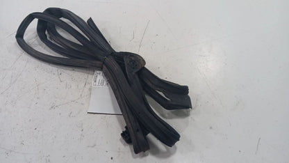 Subaru Impreza On Door Seal Rubber Left Rear Back  2017 2018 2019 2020