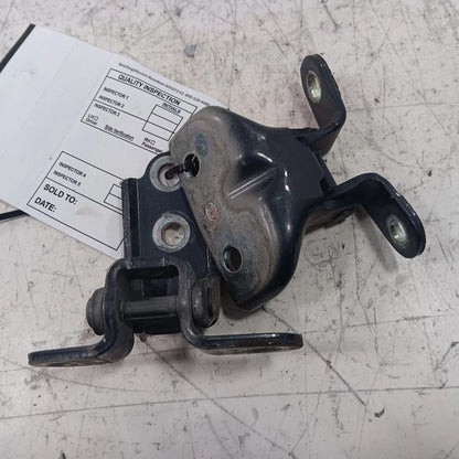 Hyundai Tucson Door Hinge Set Left Rear  2019 2020 2021 OEM