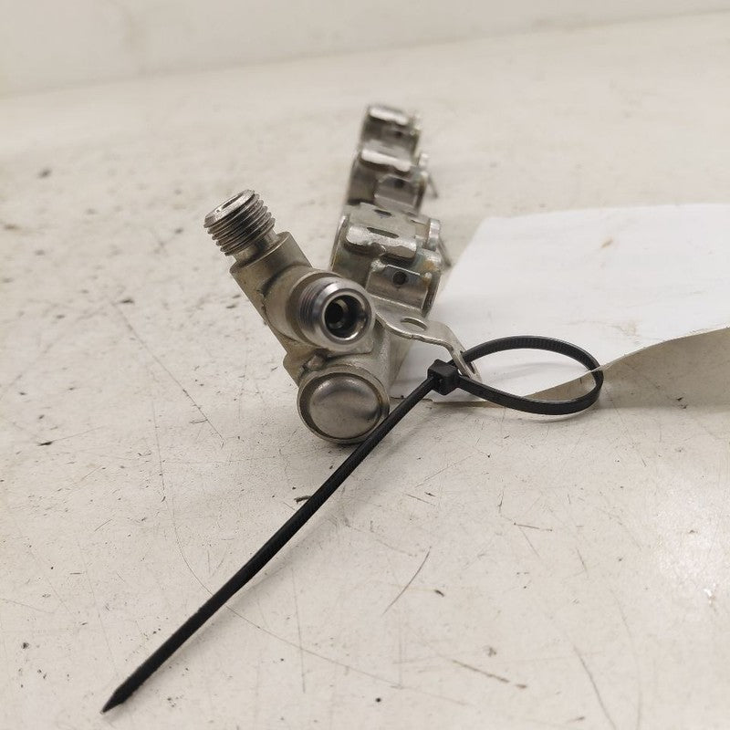 Ford Edge Passenger Rear Fuel Rail Injection Injector Mount Bar  2019 