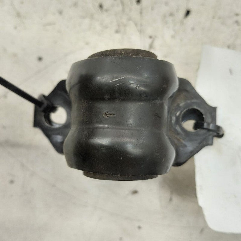 Toyota Prius Front Sway Bar Bushing Mounting Bracket  2022 2021 2020