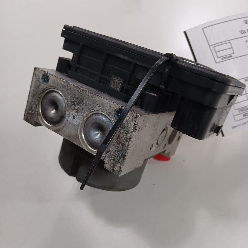 Chrysler 300 Anti-Lock Brake Part Actuator Fits 15-16