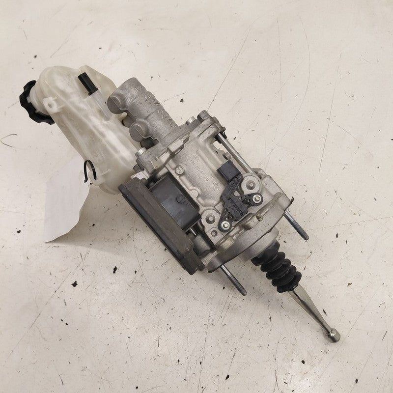 Brake Master Cylinder Fits 18 Chevy Volt