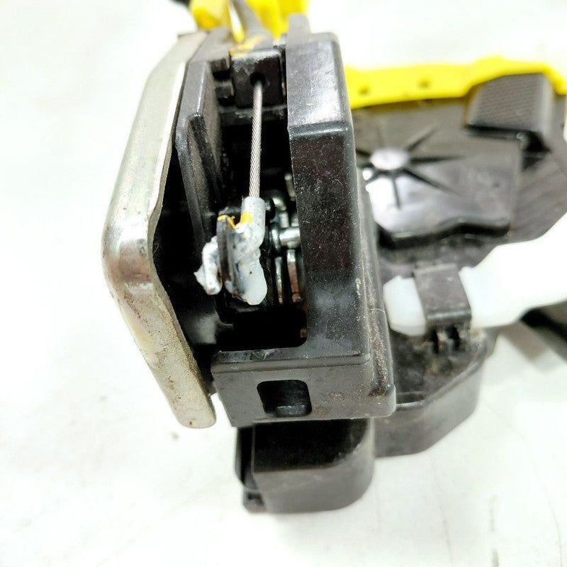 Hyundai Sonata Door Latch Lock Right Passenger Front  2017 2016 2015 O