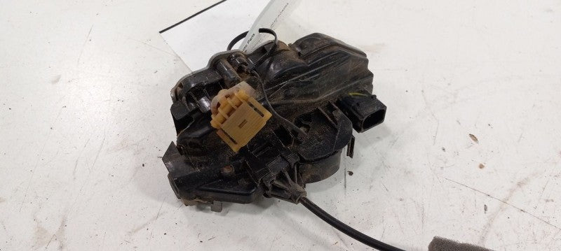 GMC Acadia Door Latch Lock Right Passenger Front 2009 2010 2011 2012