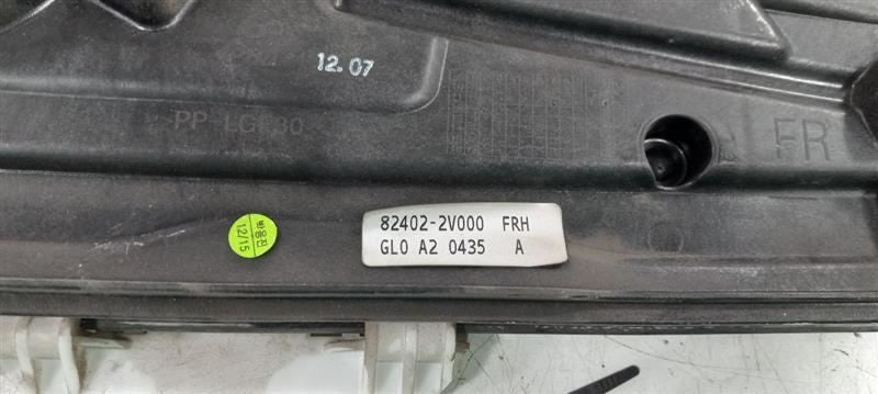 824022V000 Passenger Right Front Window Regulator Track Fits 12-17 VELOSTER