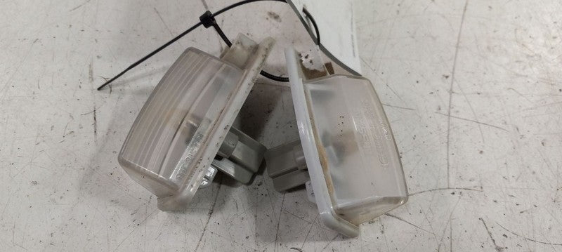 Nissan Altima License Plate Light Lamp 2010 2009 2008 2007 OEM