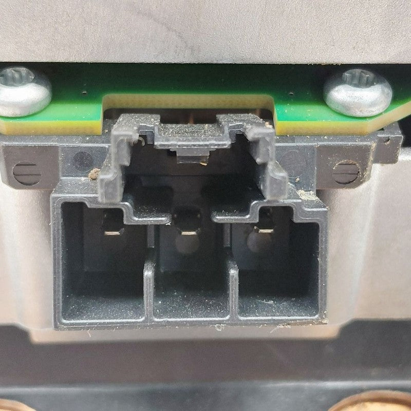 Driver Motor Control Module {Top Of Transmission} Fits 16-19 Chevy Vol