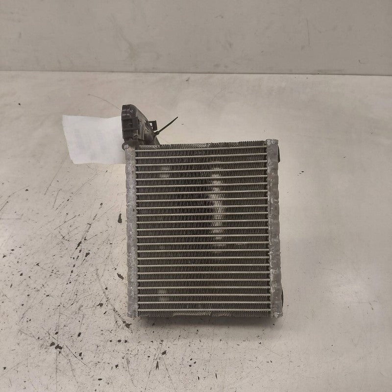 Air Conditioning AC Evaporator Fits 07-16 Volvo 80 Series