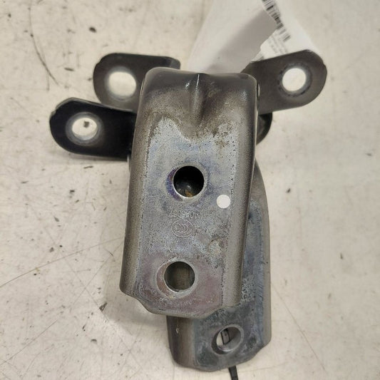 Hyundai Veloster Door Hinge Set Right Front Passenger  2017 2016 2015 