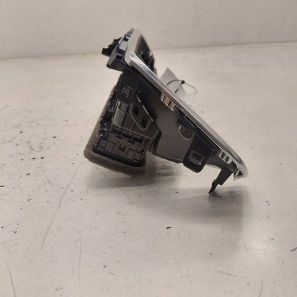Chevy Trax Dash Air Vent Center Middle  2025 2024