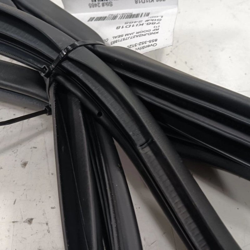 Kia Soul On Body Door Jamb Seal Front Right Passenger  2017 2018 2019