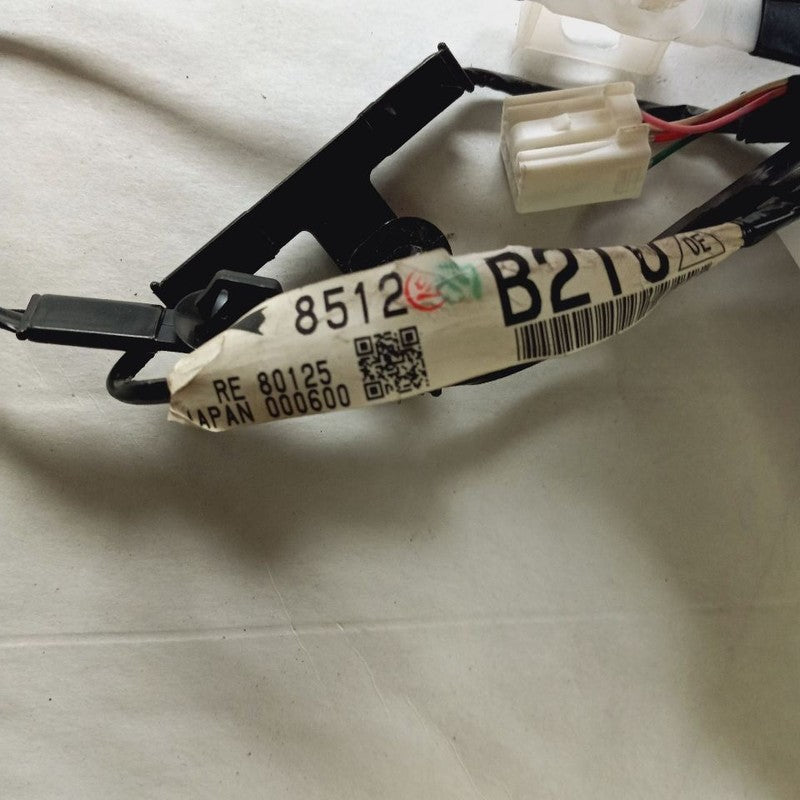 Mitsubishi Outlander   Rear Gate Wire Harness {8512B210} 2018 2017 201