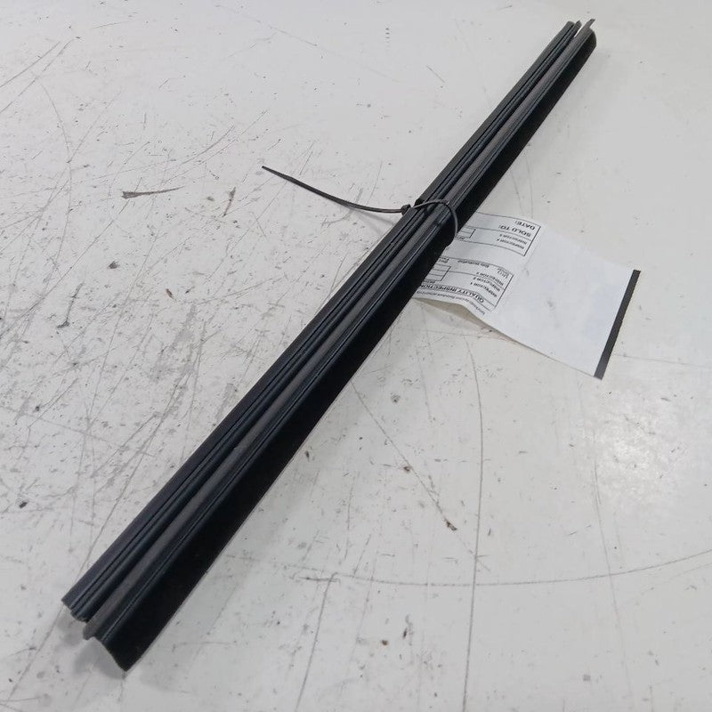 Fiat 500 Right Front Weather Strip Interior 2018 OEM