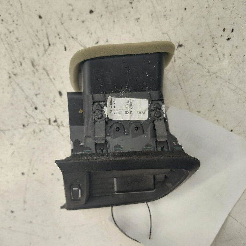 Honda CR-V Dash Air Vent Right Passenger  2019 2018 2017