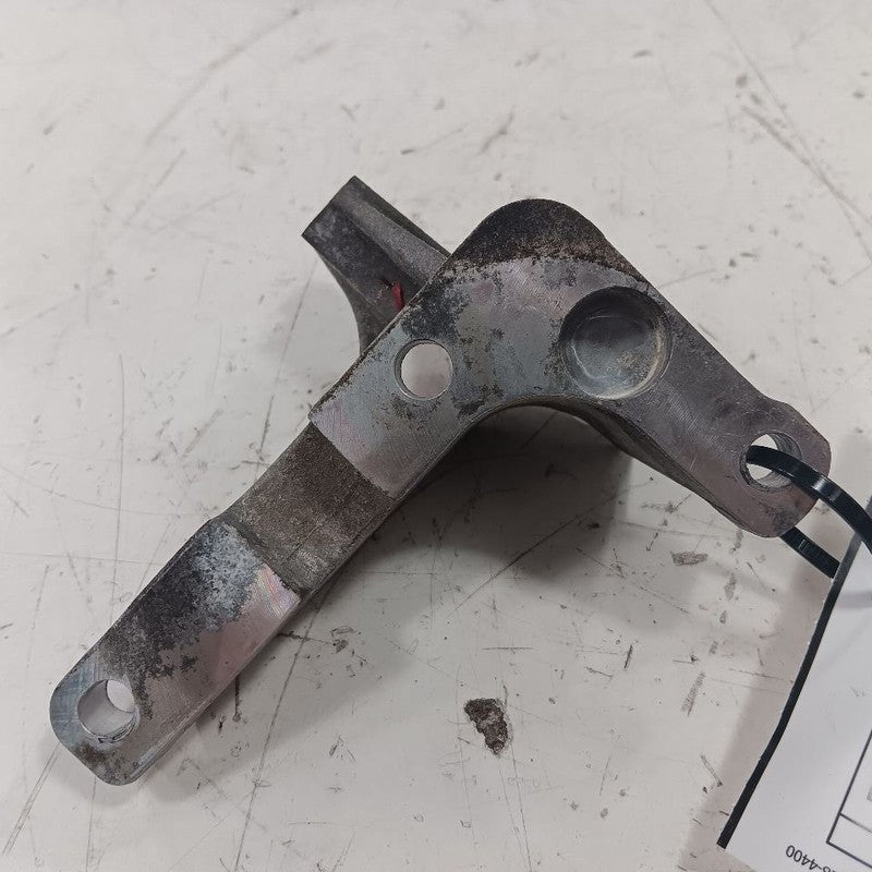 Jeep Compass 2.4 AC Compressor Mount 2021 2020 2019 2018 2017