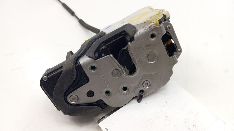 Chevy Malibu Door Latch Lock Left Side Rear 2014 2015 2016 2017 2018