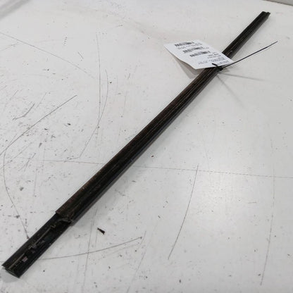 Hyundai Accent Door Glass Window Weather Strip Trim Front Left Driver 