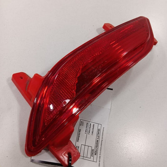 Buick Encore Left Rear Marker Light Lamp Reflector  2019 2018 2017