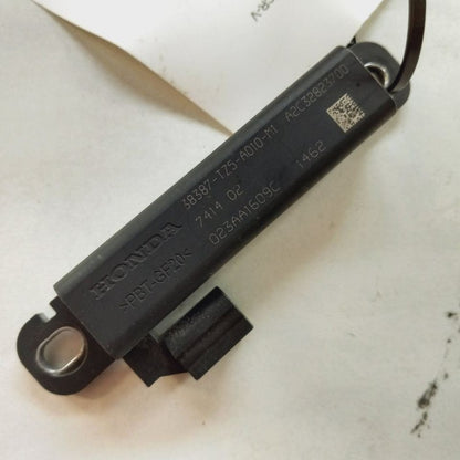 Honda CR-V Keyless Entry Antenna Module {A2C32823700} 2017 2018 2019