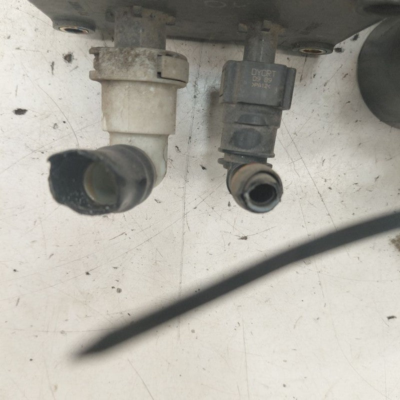 Kia Sorento Fuel Vapor Canister Charcoal Evaporator Can  2018 2017 201