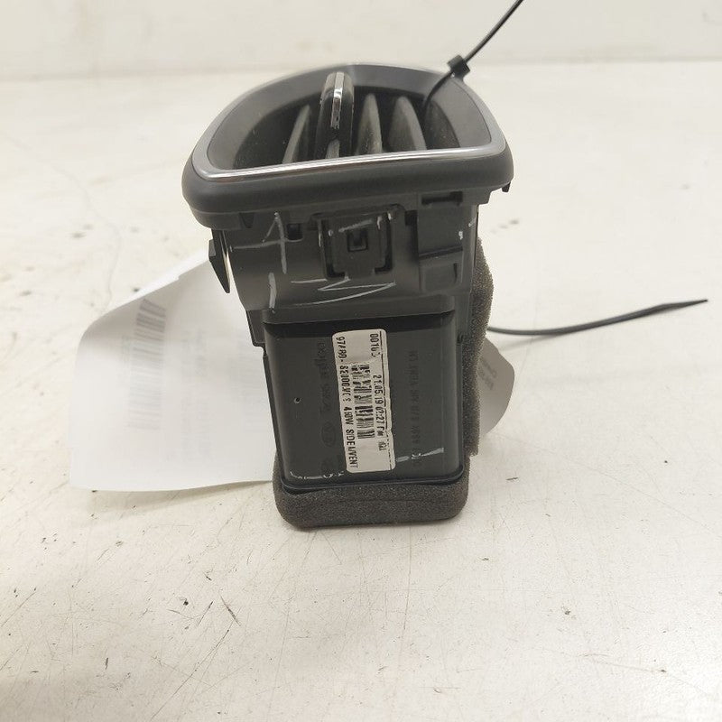 Hyundai Santa Fe Dash Air Vent Left Driver  2019 2020