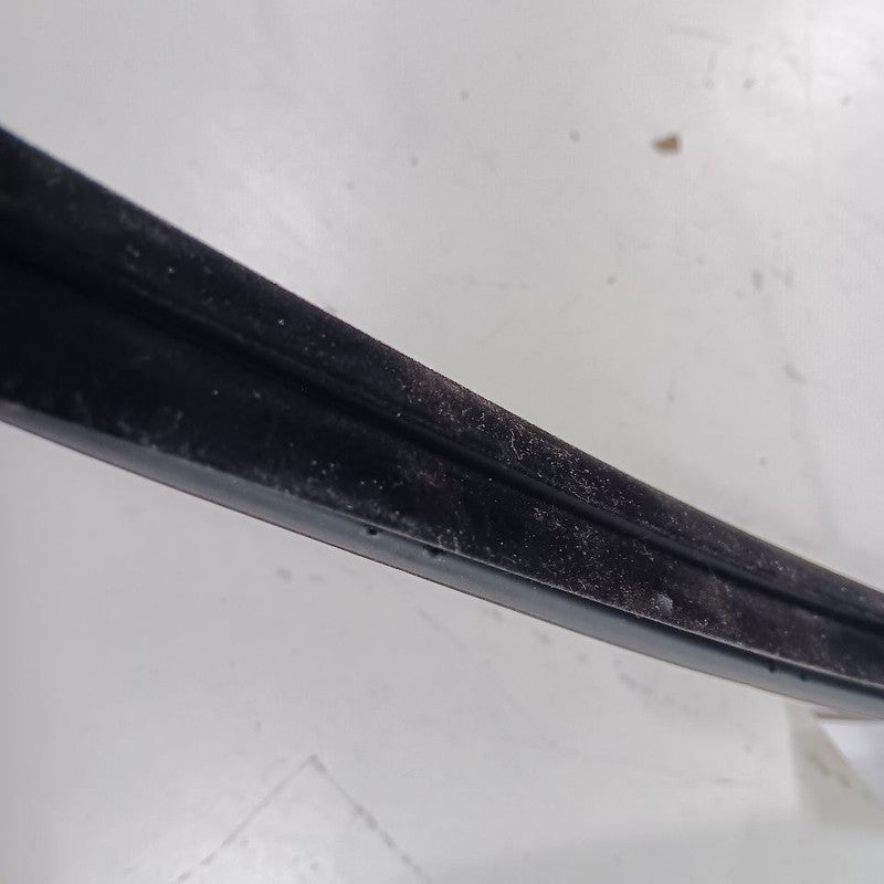 Kia Sportage Left Rear Weather Strip Interior  2022 2021 2020 2019 201