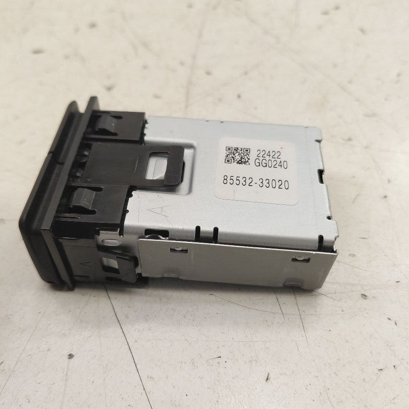 Toyota Prius USB Plug In Hub Port  2022 2021 2020