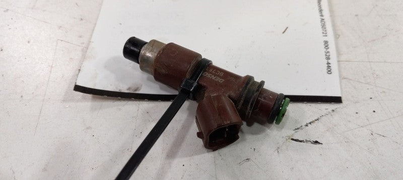 Fuel Injection Injector 2.5L Fits 10-12 Subaru Legacy OEM