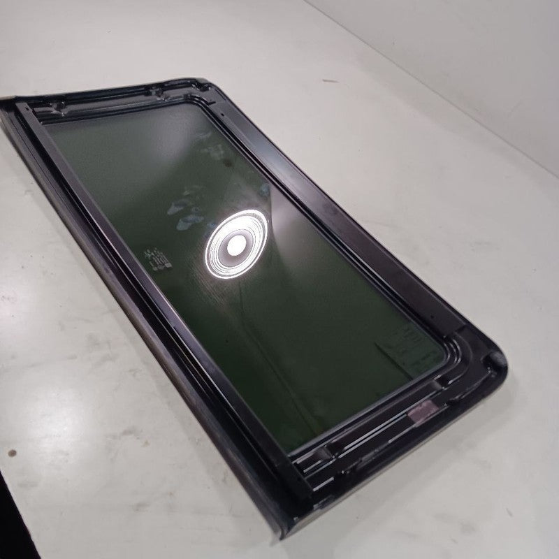 Roof Glass Window Front Fits 16-23 Chevy Malibu