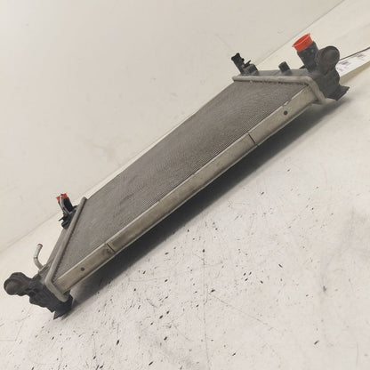 Radiator Hatchback Note CVT Fits 13-19 Nissan Versa