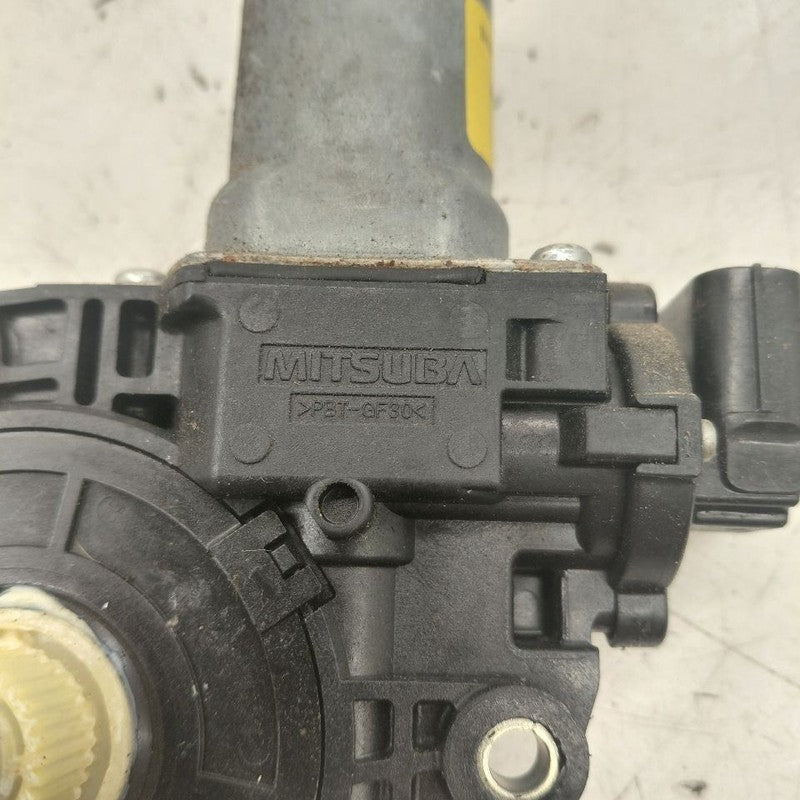 Honda CR-V Driver Left Front Power Window Motor 2019 2018 2017
